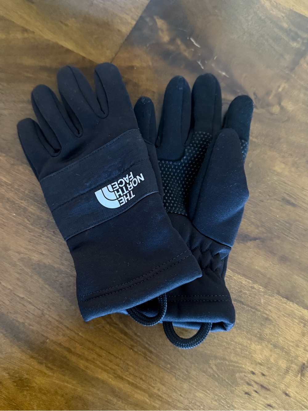 The North Face Kids Black Winter Gloves, Small